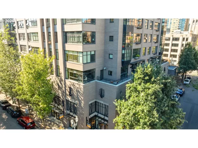 MLS: 148626958 Condo For Sale