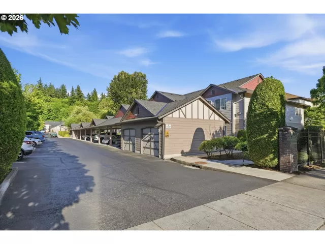 MLS: 148847096 Condo For Sale