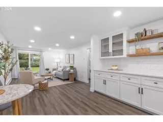 Photo #1: 149776017 Listing 