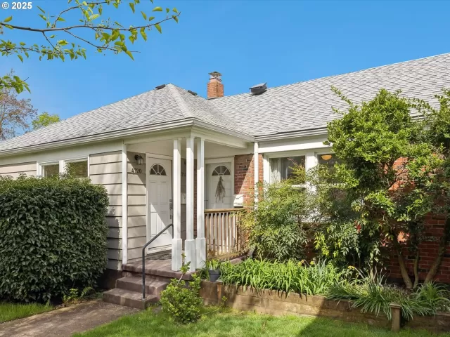 MLS: 150061441 Condo For Sale