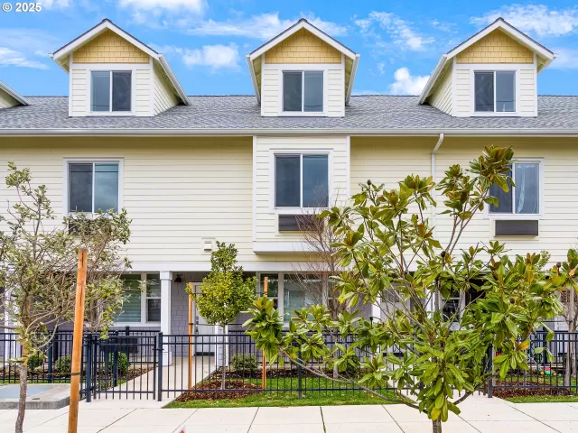 MLS: 150902220 Condo For Sale