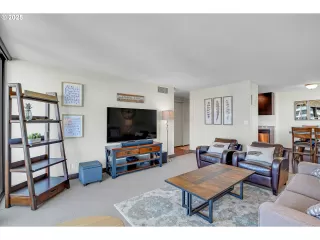 Photo #2: 151440711 Listing 