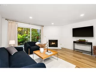 Photo #4: 153283586 Listing 