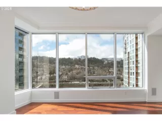 Photo #6: 153302389 Listing 