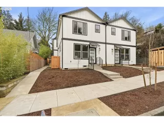 Photo #5: 153302938 Listing 