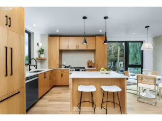 Photo #3: 153475852 Listing 