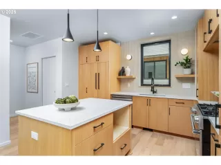 Photo #5: 153475852 Listing 