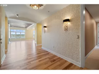 Photo #4: 154175178 Listing 