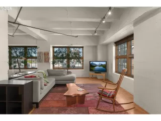 Photo #3: 154272048 Listing 