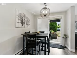 Photo #1: 154607476 Listing 