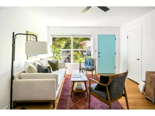 Photo #4: 154638866 Listing 