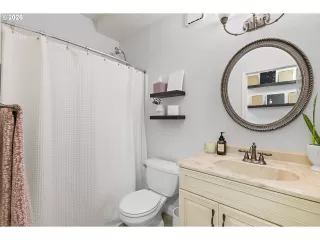 Photo #1: 154914822 Listing