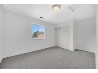 Photo #6: 155619617 Listing 