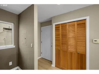 Photo #4: 157162926 Listing 