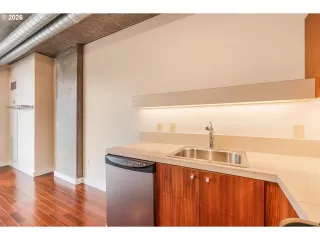 Photo #6: 157178068 Listing 