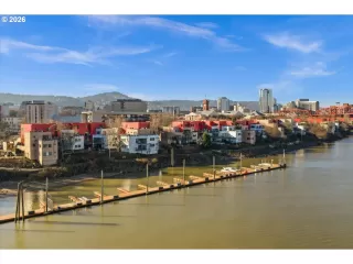 Photo #1: 157706949 Listing 