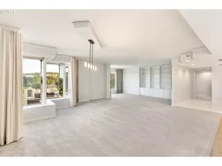 Photo #4: 158850582 Listing 