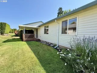 Photo #2: 159043237 Listing