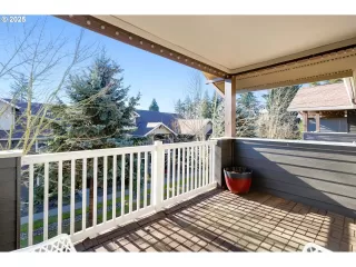 Photo #4: 159311187 Listing