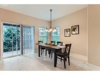 Photo #2: 159975446 Listing 