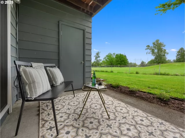MLS: 160247079 Condo For Sale