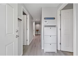 Photo #3: 161425137 Listing 