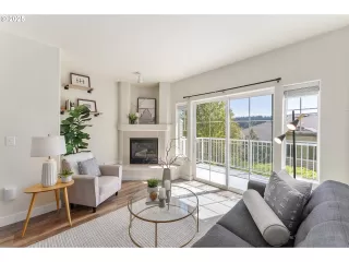 Photo #2: 161502071 Listing 