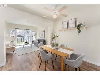 Photo #5: 161502071 Listing 