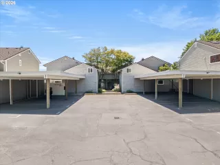Photo #2: 161798852 Listing