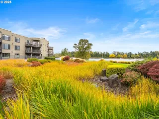 Photo #3: 161833681 Listing