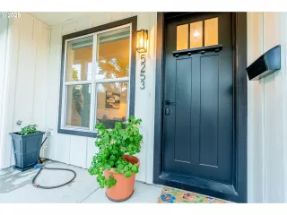 Photo #3: 162372468 Listing 