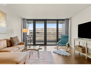 Photo #2: 162381019 Listing 