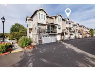 Photo #2: 162629499 Listing