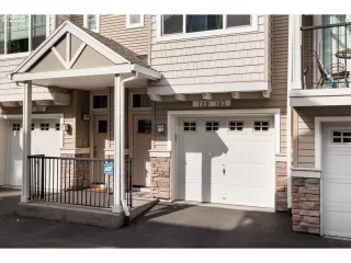 Photo #3: 162629499 Listing