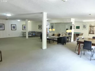 Photo #2: 162650936 Listing 