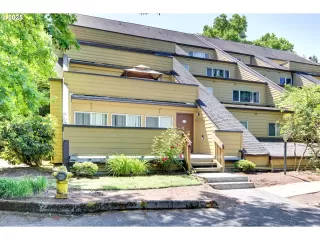 Photo #2: 164060994 Listing