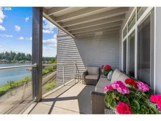 Photo #5: 164115510 Listing