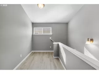 Photo #5: 165182108 Listing 