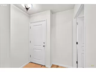 Photo #1: 166641864 Listing 