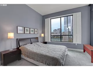 Photo #5: 168493572 Listing