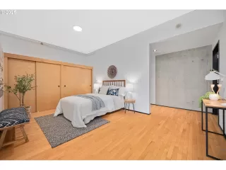 Photo #3: 169283947 Listing