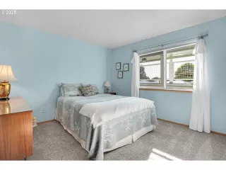 Photo #3: 169325279 Listing