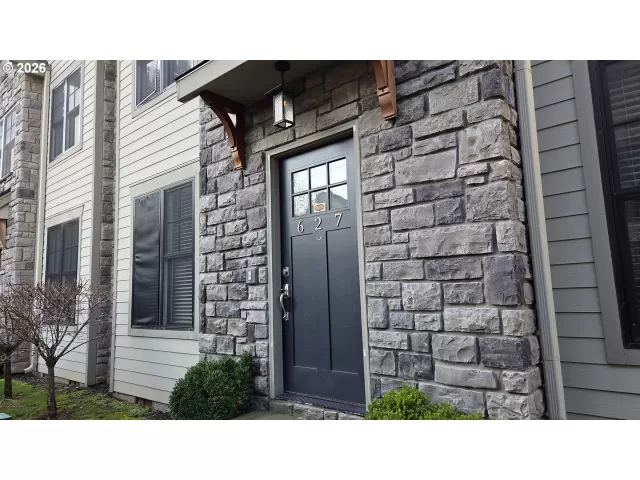 MLS: 170420136 Condo For Sale