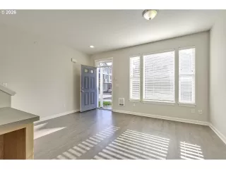 Photo #1: 170635083 Listing