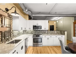 Photo #5: 170846717 Listing 