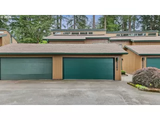 Photo #4: 171045835 Listing 