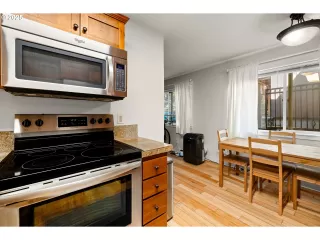 Photo #3: 171053087 Listing 