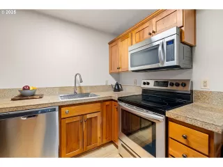 Photo #4: 171053087 Listing 