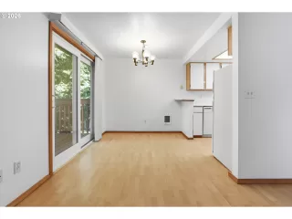 Photo #2: 171439720 Listing
