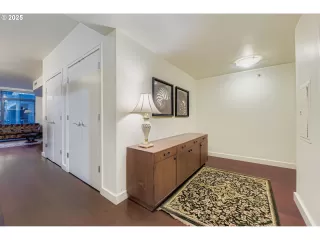 Photo #5: 171717745 Listing